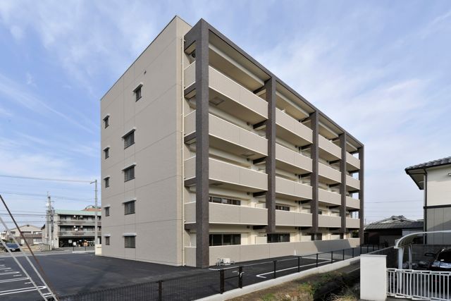 グランフィールド松前庁舎前 201号室